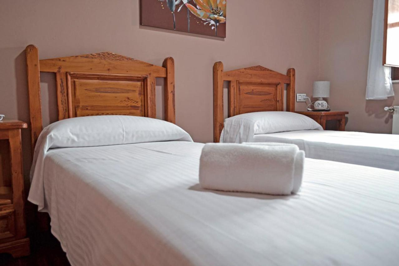 Hotel Rural La Casa De Irene Lubián Dış mekan fotoğraf