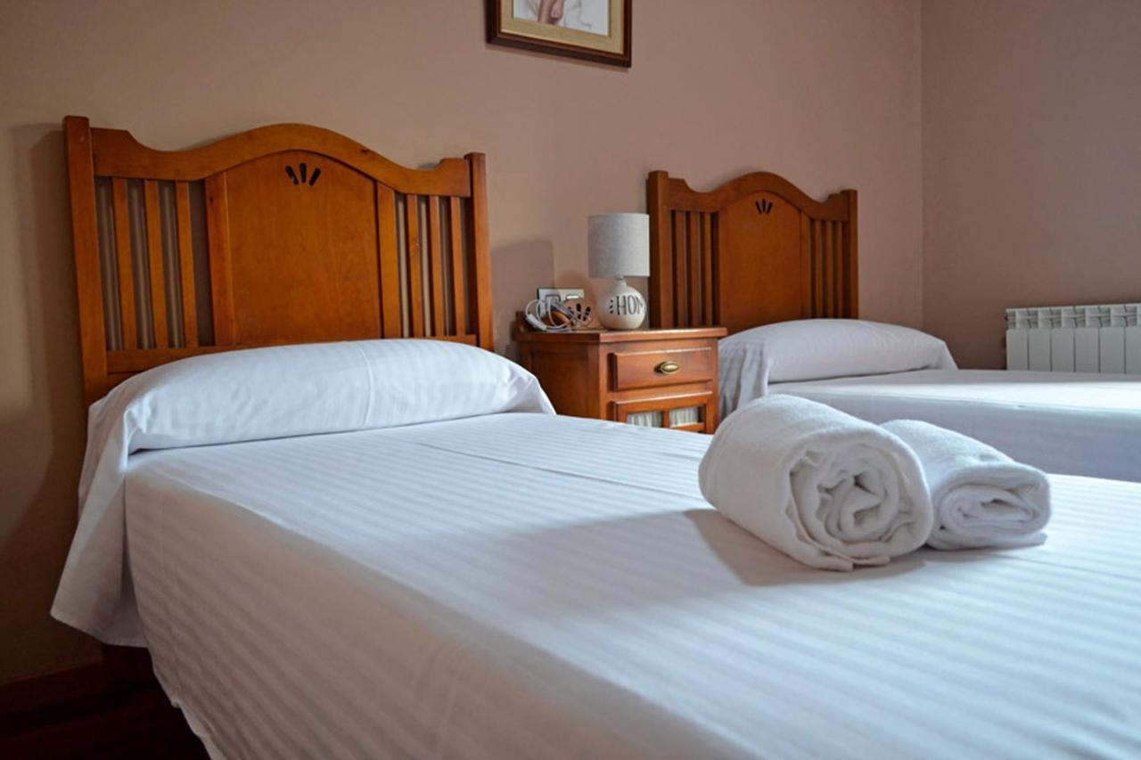 Hotel Rural La Casa De Irene Lubián Dış mekan fotoğraf