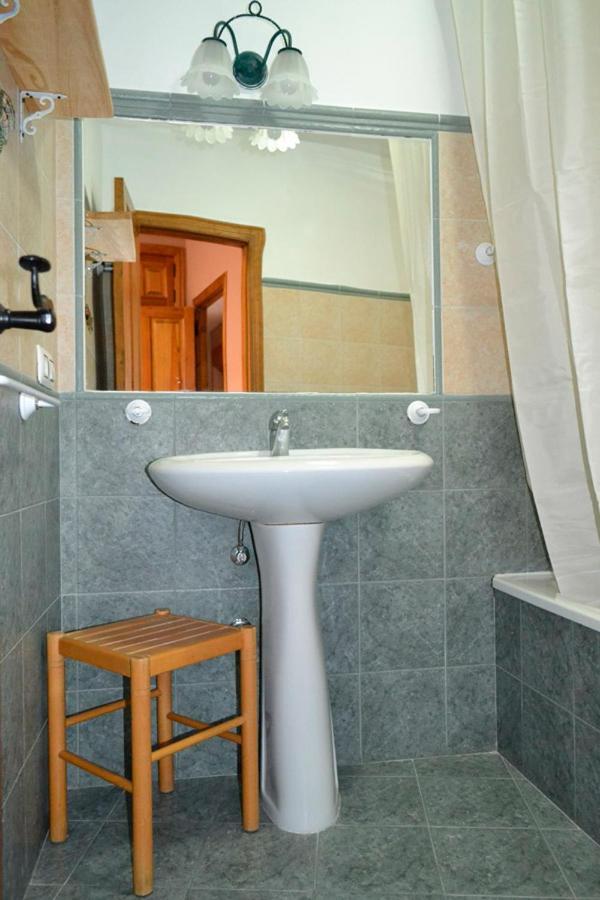 Hotel Rural La Casa De Irene Lubián Dış mekan fotoğraf