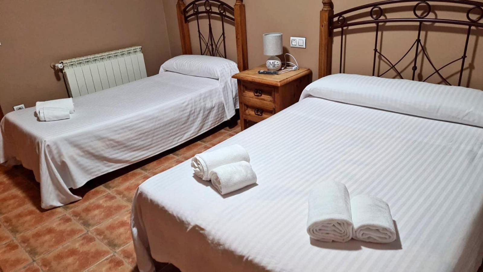 Hotel Rural La Casa De Irene Lubián Dış mekan fotoğraf